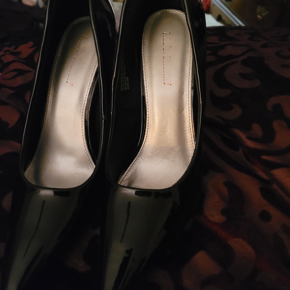 Black shoes